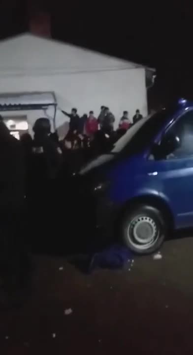 Bosnia: Riots Break Out in Migrant camp After 'Prophet Muhammad is Insulted'