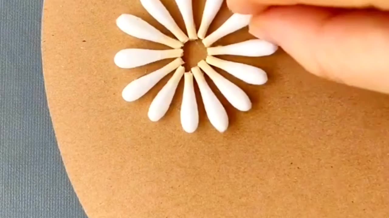 Cotton buds flower painting 🎨|| cotton buds se flower kaise banate hai