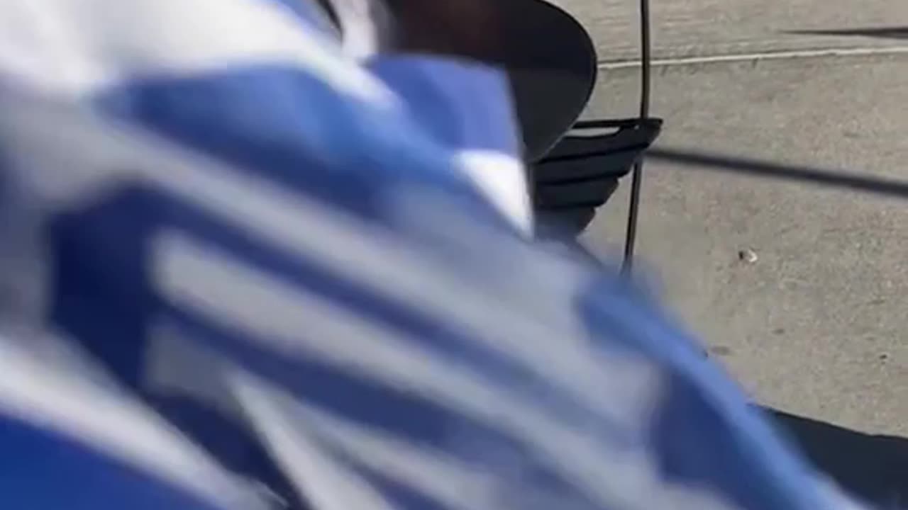 TikToker tears down Greek flags thinking they're Israeli