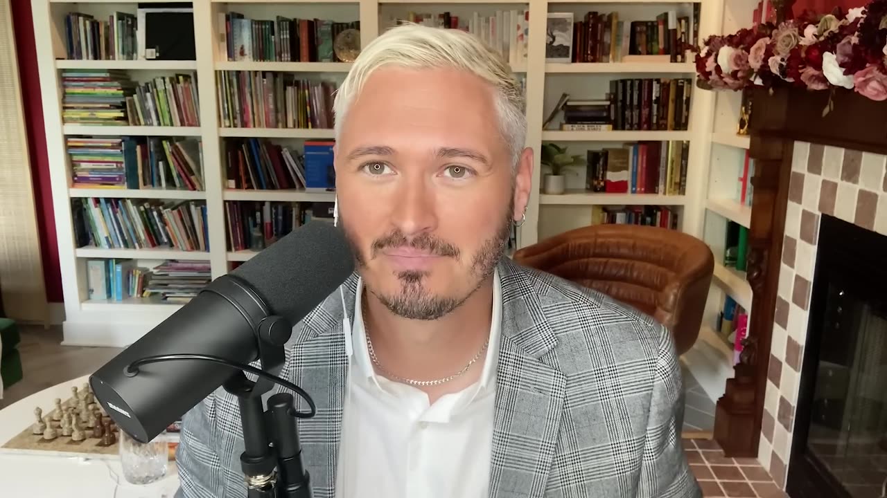 Fox Host Finally FED UP With Trump’s Lies _ The Kyle Kulinski Show