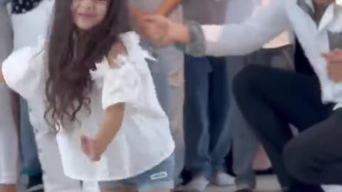 Cute girl dance