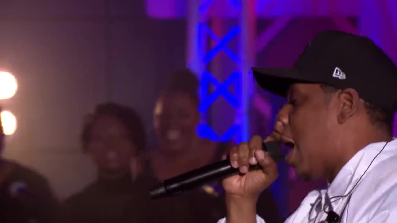 JAYZ - Family Feud (in the Live Lounge)