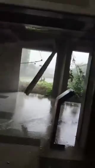 Super Typhoon Yagi hits the shores of Hainan in China
