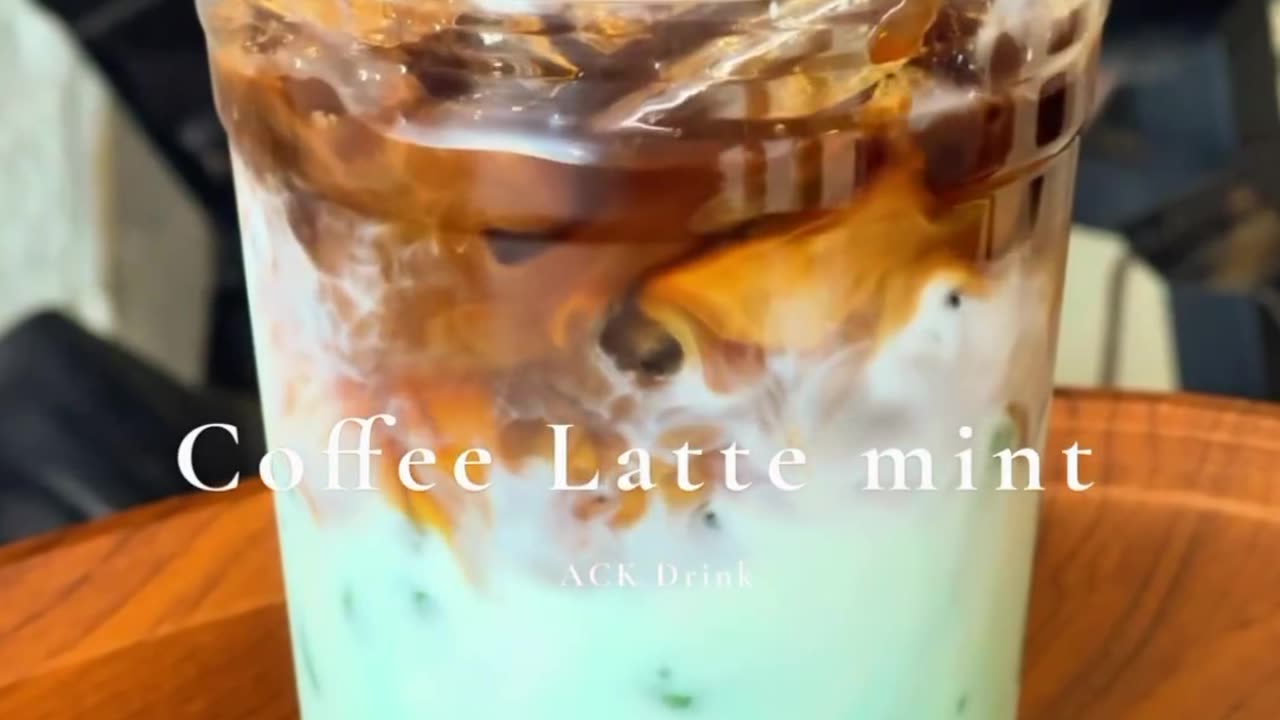 Coffee latte mint 😋#coffee #coffeelatte #latte #ackdrink #rumble #thaidrink