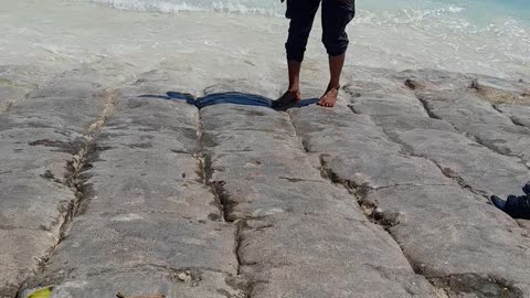 Wow. Beautiful nice place in Maldives