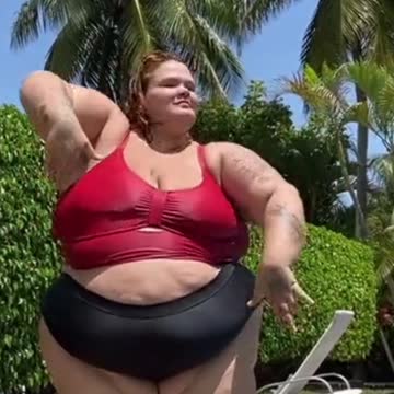 LET'S DANCE BIG MOMMA 🤣