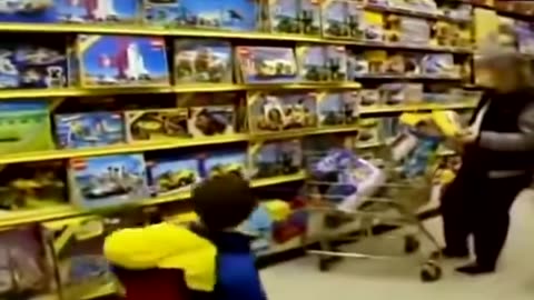 Retro Monday - Shopping at Toys "R" Us, 1991