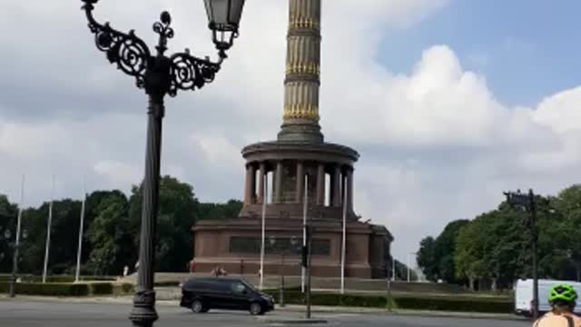 Berlin Victorystature