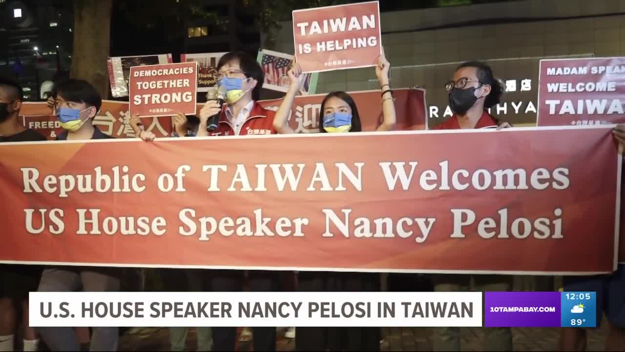 House Speaker Pelosi arrives in Taiwan, defying Beijing