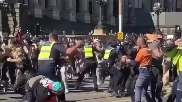 More Melbourne Madness