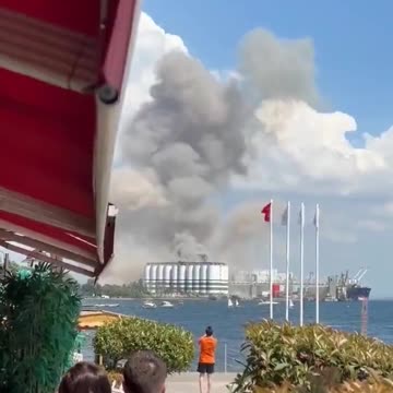 Colossal explosion reported at a port located in Derince, east of Istanbul, Turkey