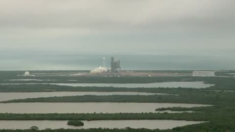 Liftoff in UHD of spaceX Falcon 9 on CRS-10 Mission