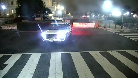 0687USCG00K25SouthBarricadePlaza_2021-01-06_05h00min01s033ms.mp4