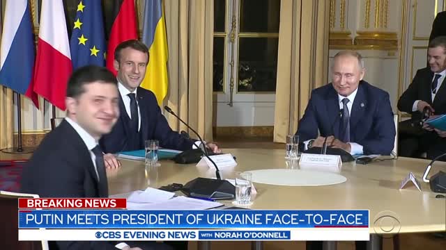 Putin meets with Ukraine leader Zelensky for the first time