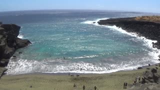 Na'alehu, HI — Papakolea Green Sand Beach