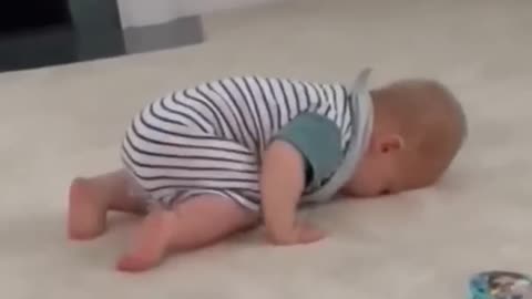 Dancing cute baby 😍