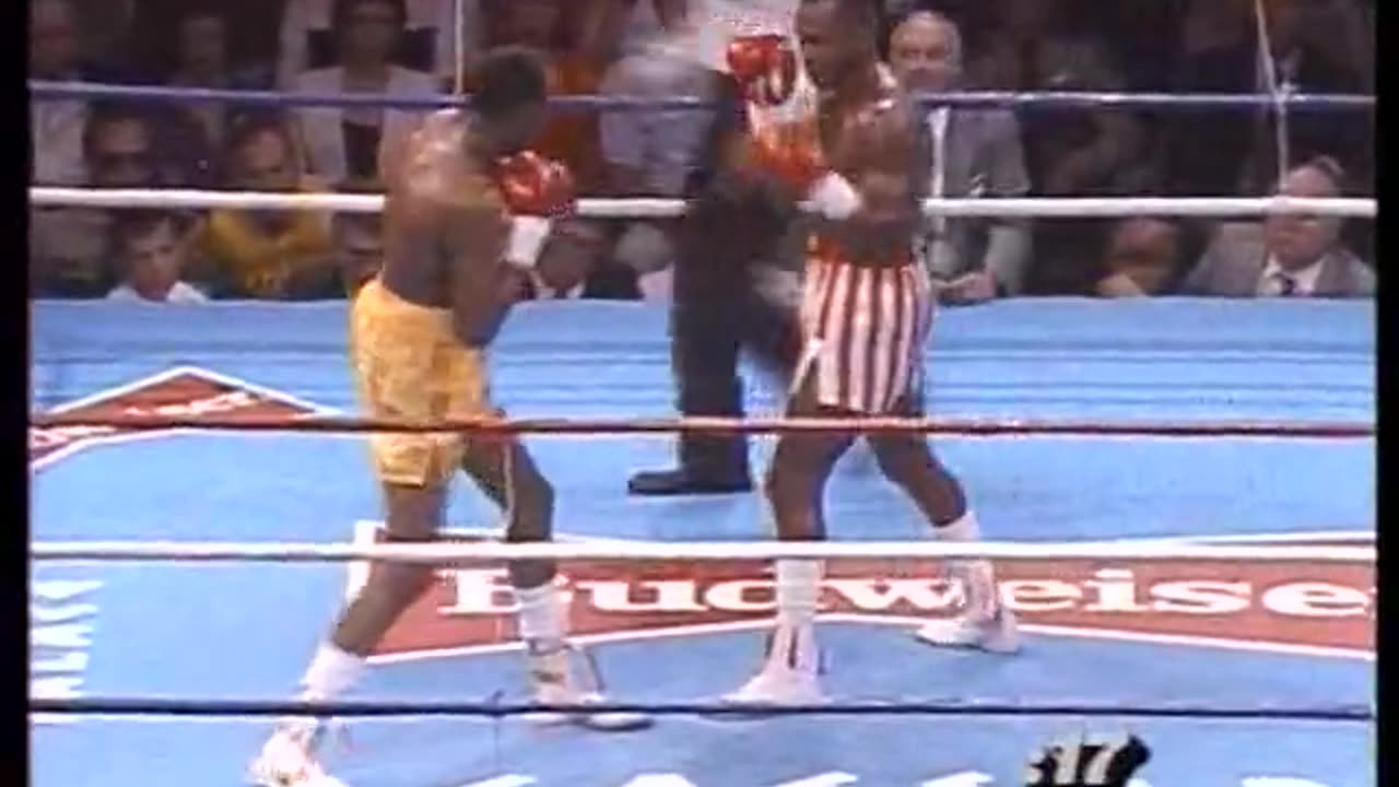 "Sugar" Ray Leonard vs Tommy "Hitman Hearns" II - Jun 12 1989 - Caesars Palace, Las Vegas, NV