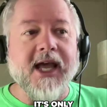 Caitlin Clark: in the pocket of the WNBA, But it's cool because it's only basketball