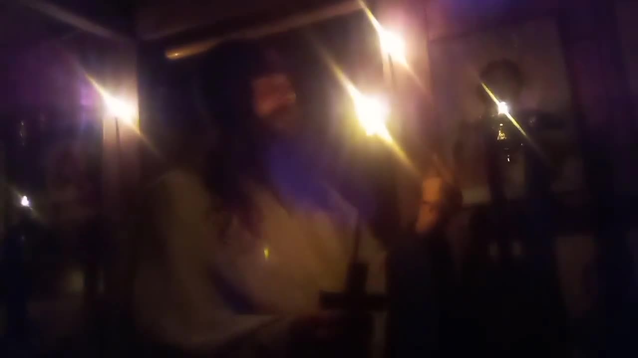 ΜΕ ΤΟ ΚΕΡΆΚΙ ΚΑΙ ΤΌΝ ΣΤΑΥΡΌ