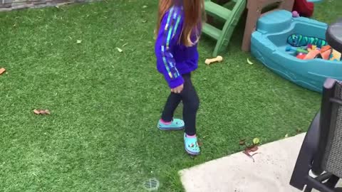 Girl tells teacher her parents have a lot of 'weed' at home