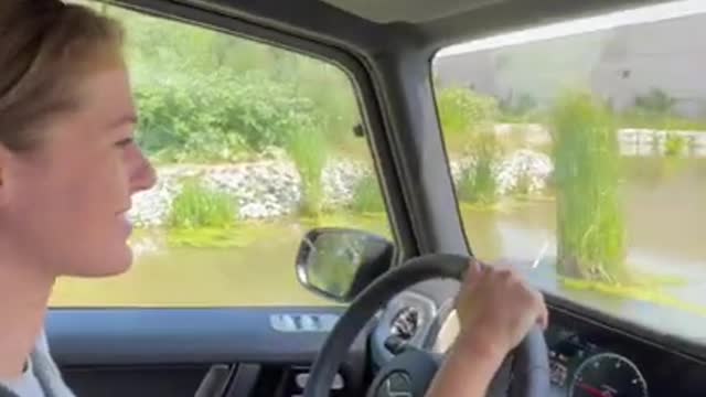 252_ OMG this GWagon nearly tips over Shorts GKlasse G Jessicarmaniac