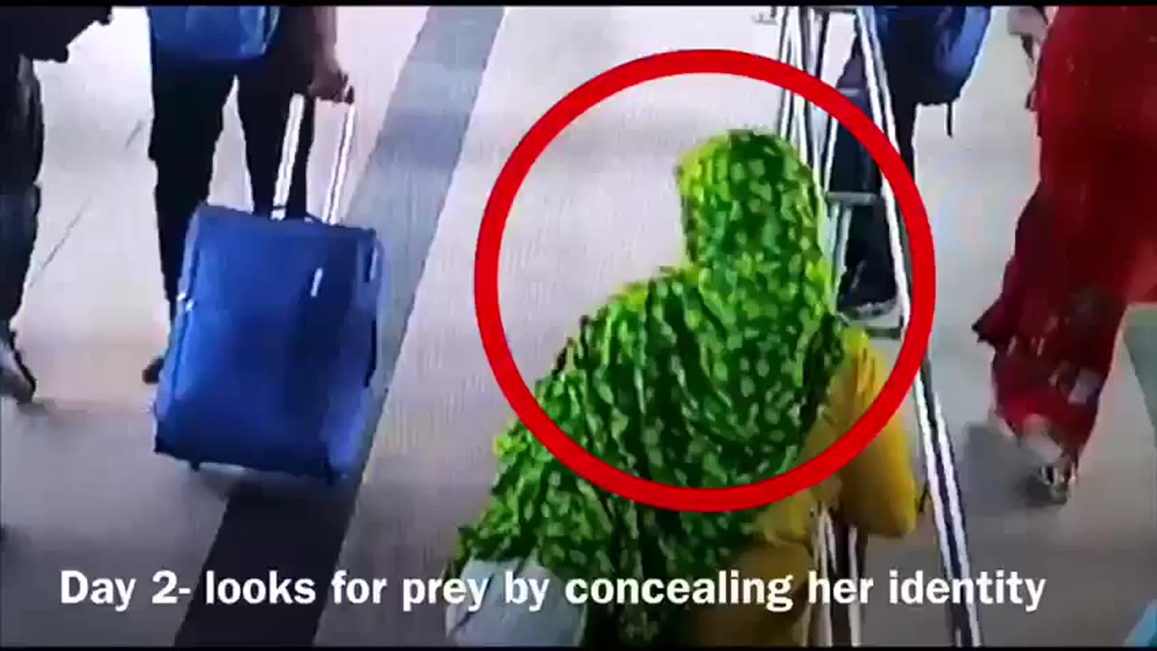 In India a Female thief nabbed with the help of CCTV footage