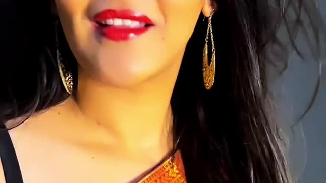 desi black saree bhabhi dance video