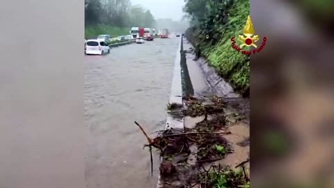 Heavy rains flood roads and houses in Sicily