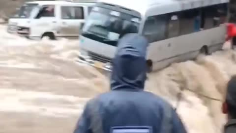 Dangerous flood come in India