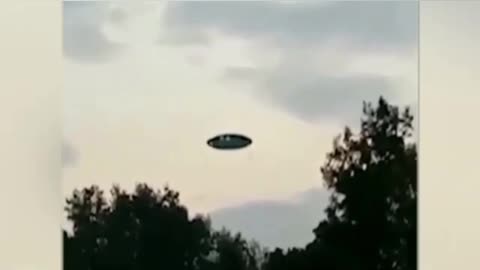 UFOs Aliens Watch The Skies