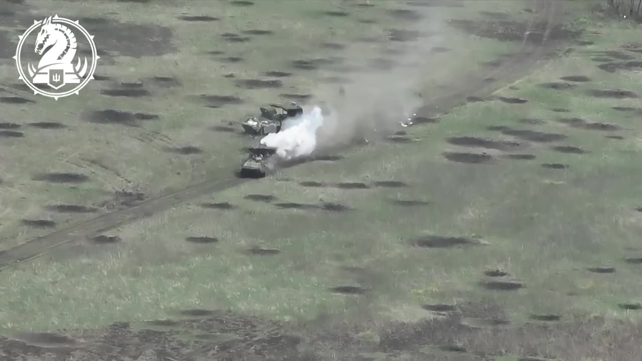 Ukrainian Artillery Opens Up on Attacking Russians(Incredible Battle Unfolding)
