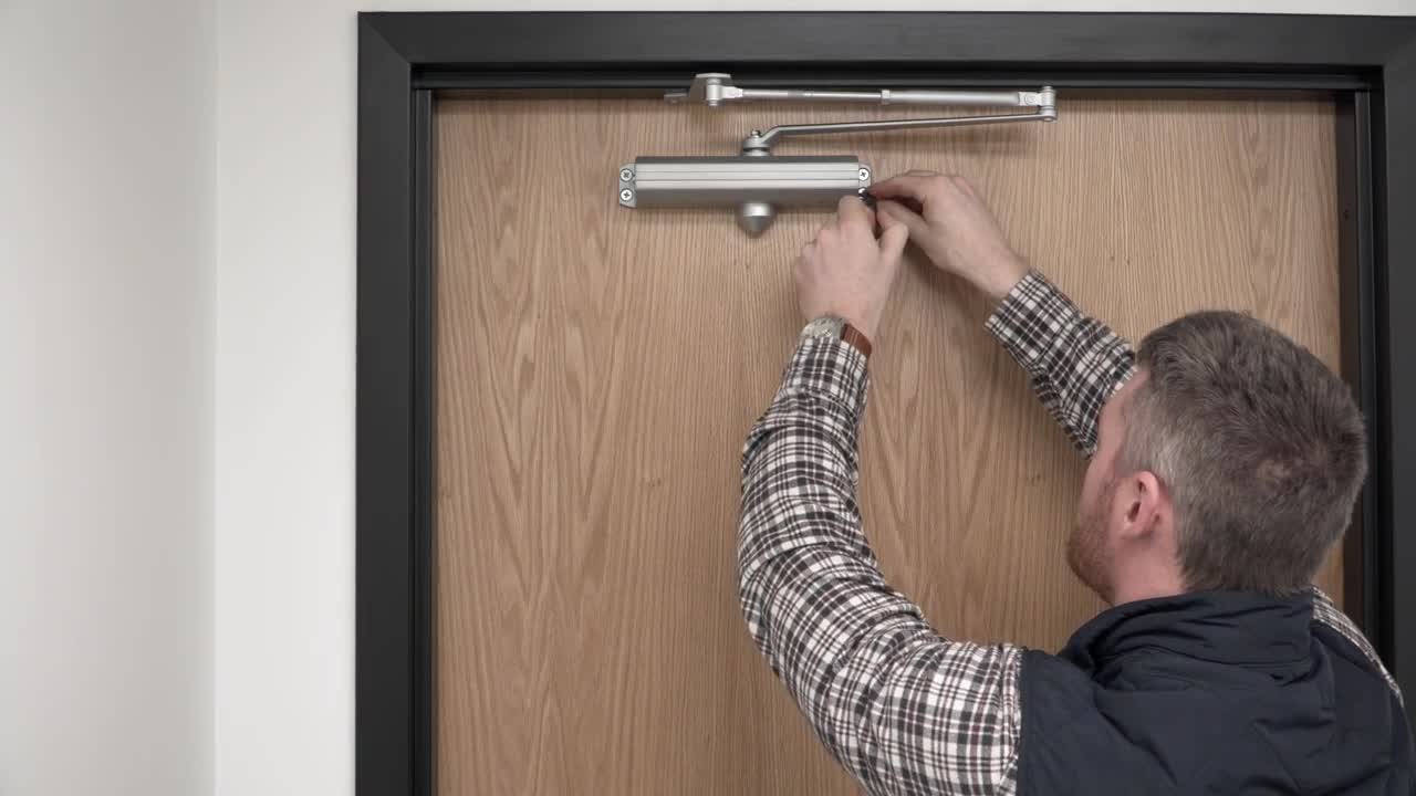 How To : Adjust a Commercial Door Closer