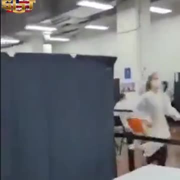 People storm children’s vax centre in New York