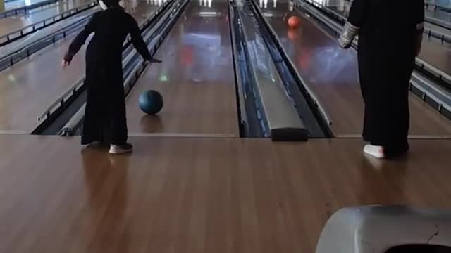 Fatima's first time to play bowling