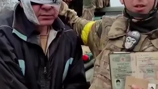 Kherson, Ukraine: Ukraine soldiers detain civilians