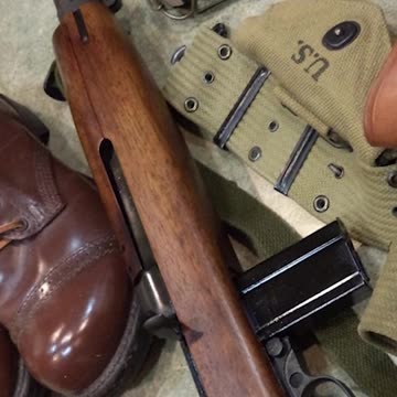 M1 Carbine - The Paratrooper's Favorite - The American Weapons of WWII