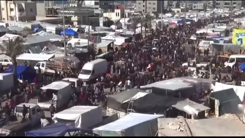 Israelis bombardieren Flüchtlinge in Rafah