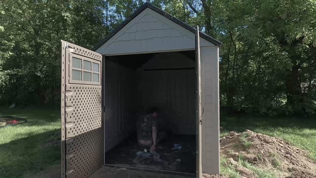 Rubbermaid Big Max Shed, Part 5: Doors, Roof and Finish