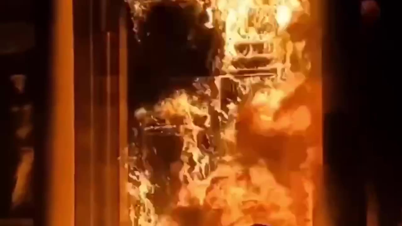 GOVERNMENT BUILDINGS IN FRANCE ARE BURNING - SOON EVERYWHERE!!!