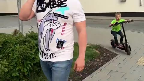 Funny Kid and Angry Dad😂😂😂 #damus #tiktok #comedy #family#rumble#rumblevirel