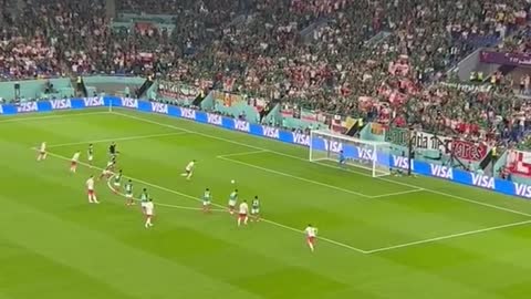 Lewandowski’s missed penalty from the stands 😱