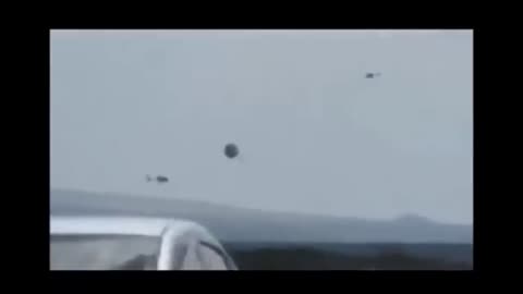 HELICOPTERS SURROUND A UFO SOUTH OF LAS VEGAS