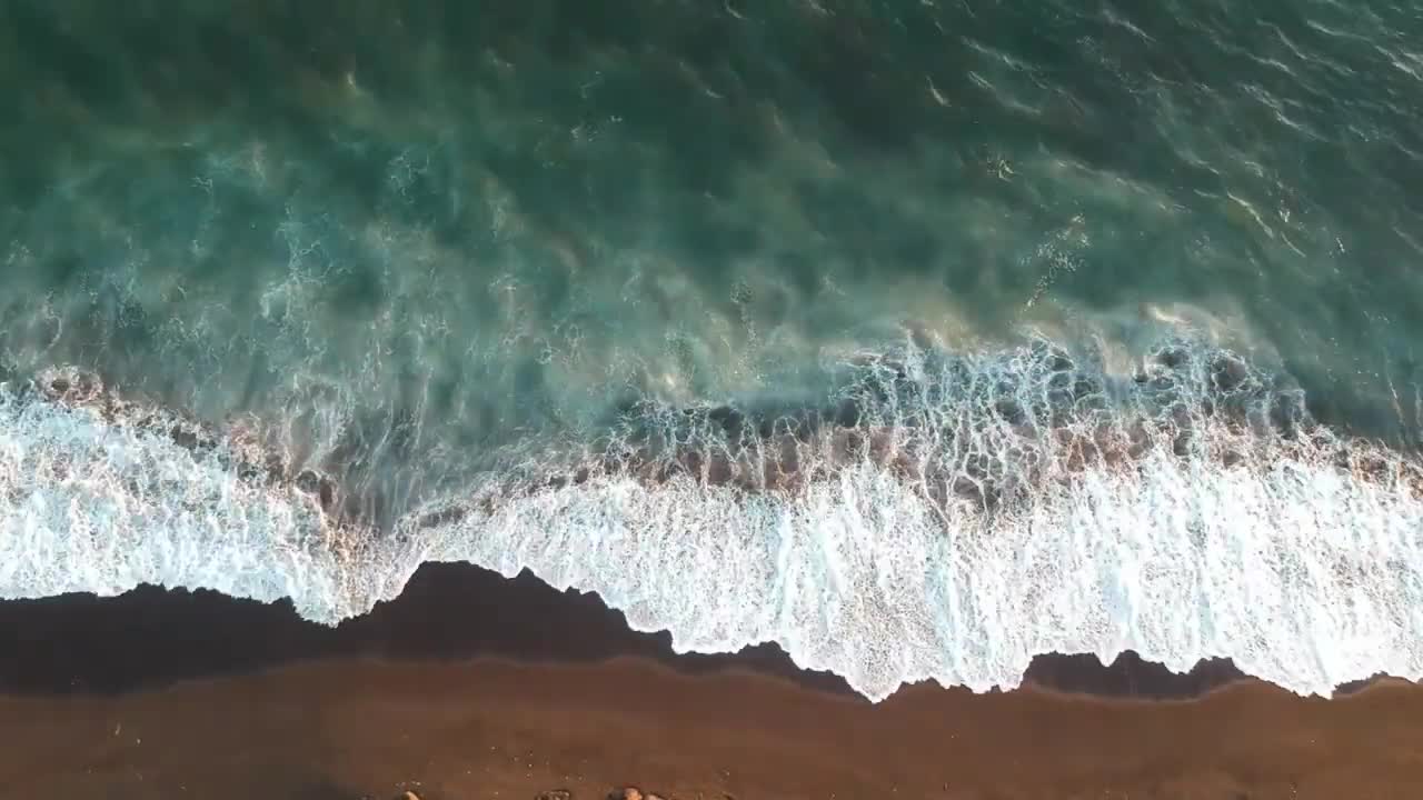 Soothing ocean waves to sleep and relax 1 hour