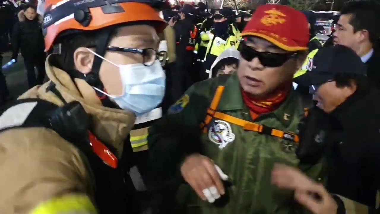 20200103_V3_S03(nEIQpuzYaHY)공수처법이 통과되는 시간에 국민들의 분노는 극에 달해 분신까지