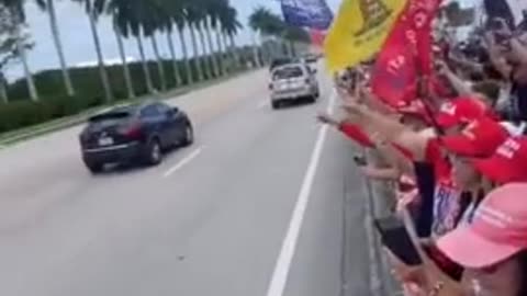 Trump Shows Supporters Love Outside Mar-A-Lago After Indictment