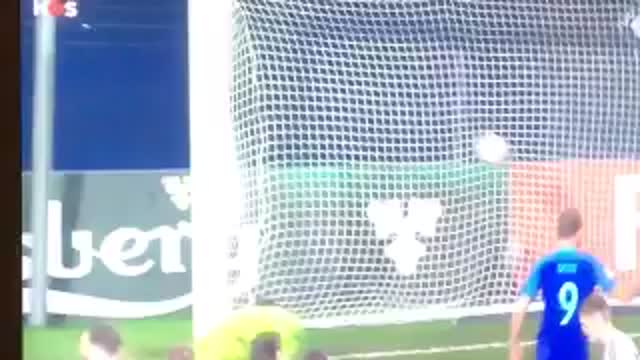 Memphis Depay with a beautiful free-kick goal for Netherland