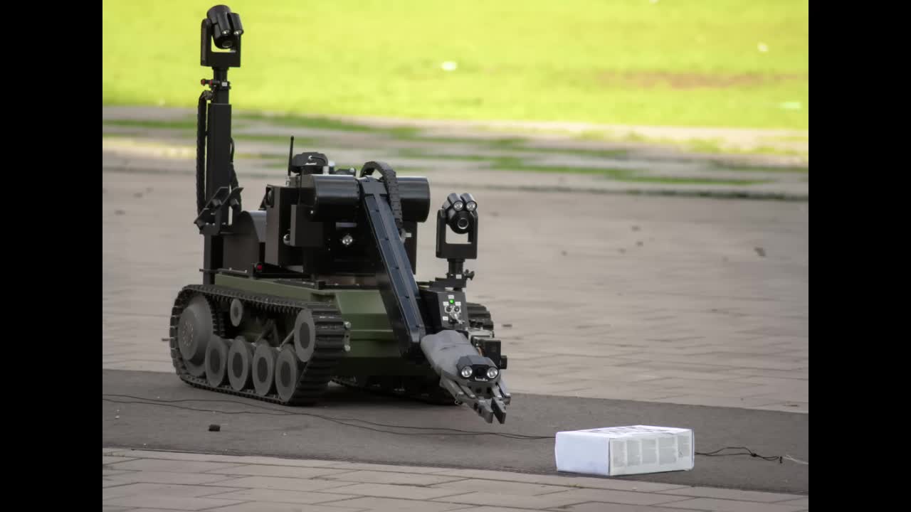 THIS ISN'T A JOKE! THEY ARE ABOUT TO START ARMING ROBOTS WITH DEADLY FORCE TO FIGHT "CRIME"