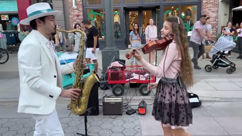 L'Amour Toujours - Karolina Protsenko (feat. Daniele Vitale) - Violin and Sax Street Performance