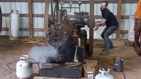 Large mechanical engine running and repairing engine