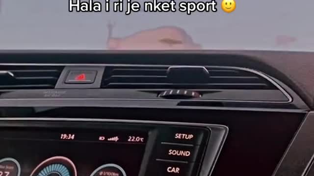 Nese nuk e ke shti pidhin me tu pshurr ngjyksHala i ri je nket sport。